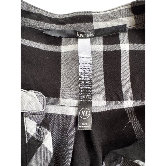 Kensie XL Button Up Shirt Plaid Black White Long Sleeve Soft Viscose Top - Picture 3 of 9